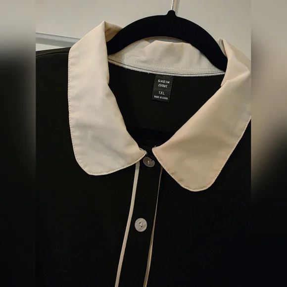 SHIEN Curve Button Up With Flowy Sleeves - Picture 2 of 5